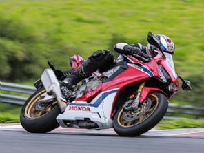 CBR 1000RR-R