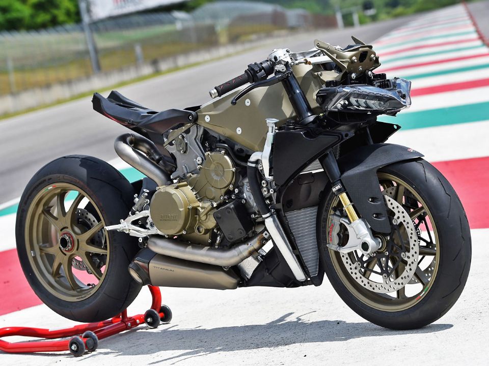 A Ducati 1199 Superleggera usou magnésio de forma massiva anos atrás