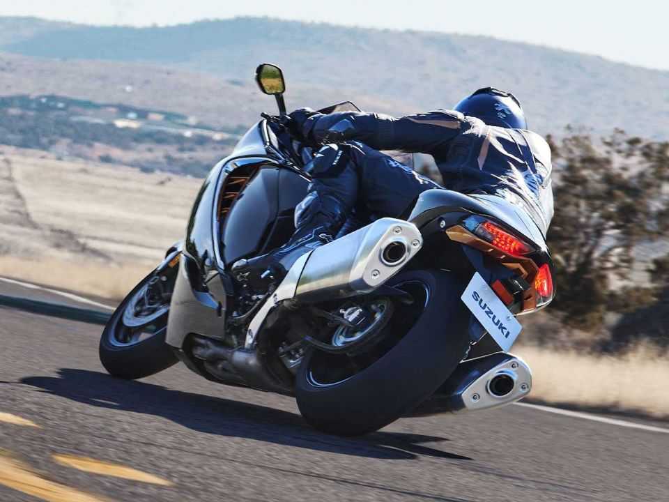 SuzukiHayabusa 2022 - 3/4 traseira