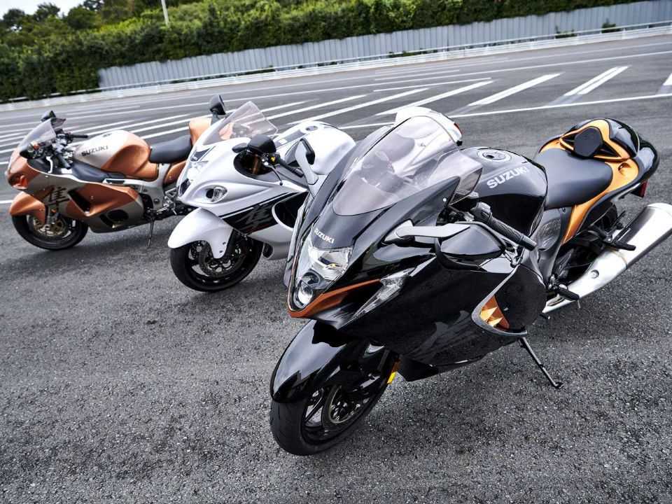 SuzukiHayabusa 2022 - escapamentos