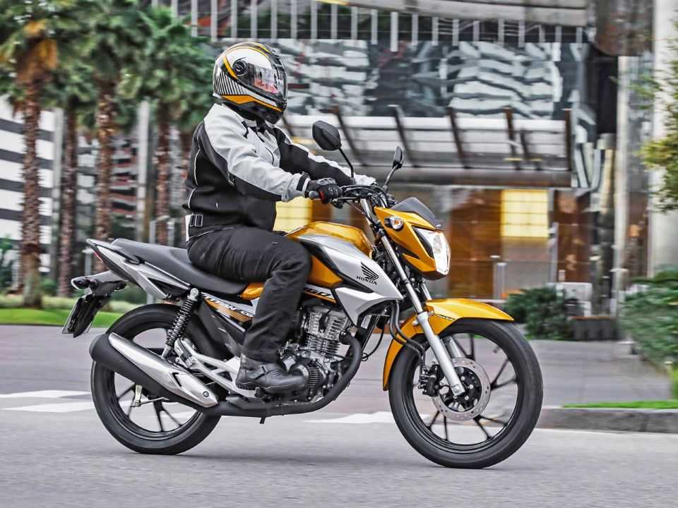 Honda CG 160 Fan: teste da moto mais vendida do Brasil