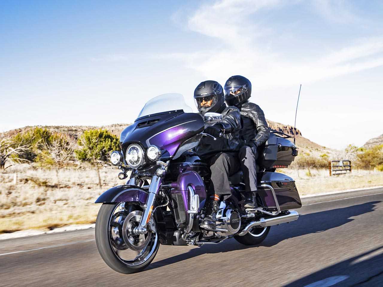 Harley-DavidsonCVO Limited 2021 - 3/4 traseira