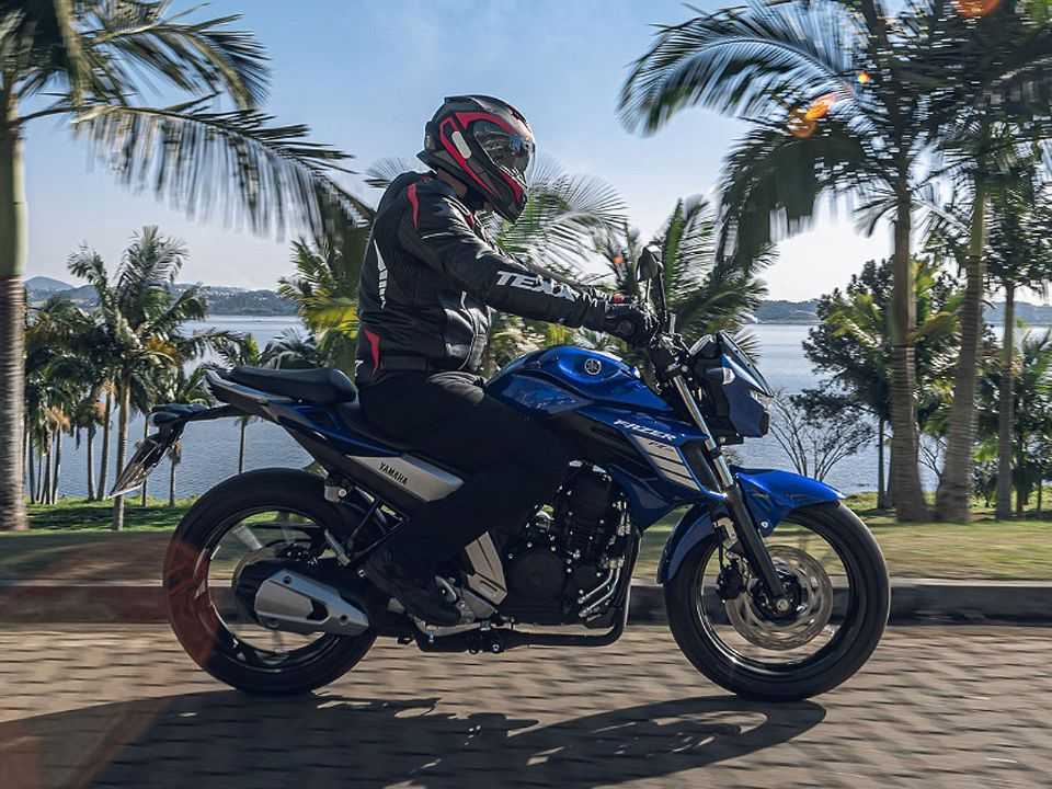 YamahaFazer FZ25 2022 - lateral