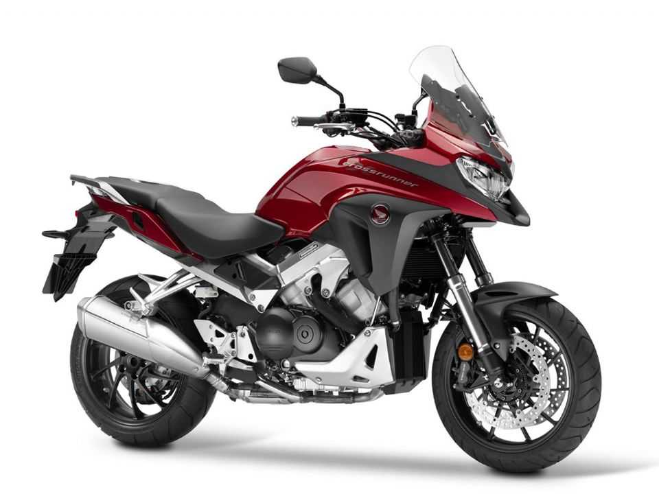 Nova moto tem dimensões parecidas com a finada VFR800X Crossrunner