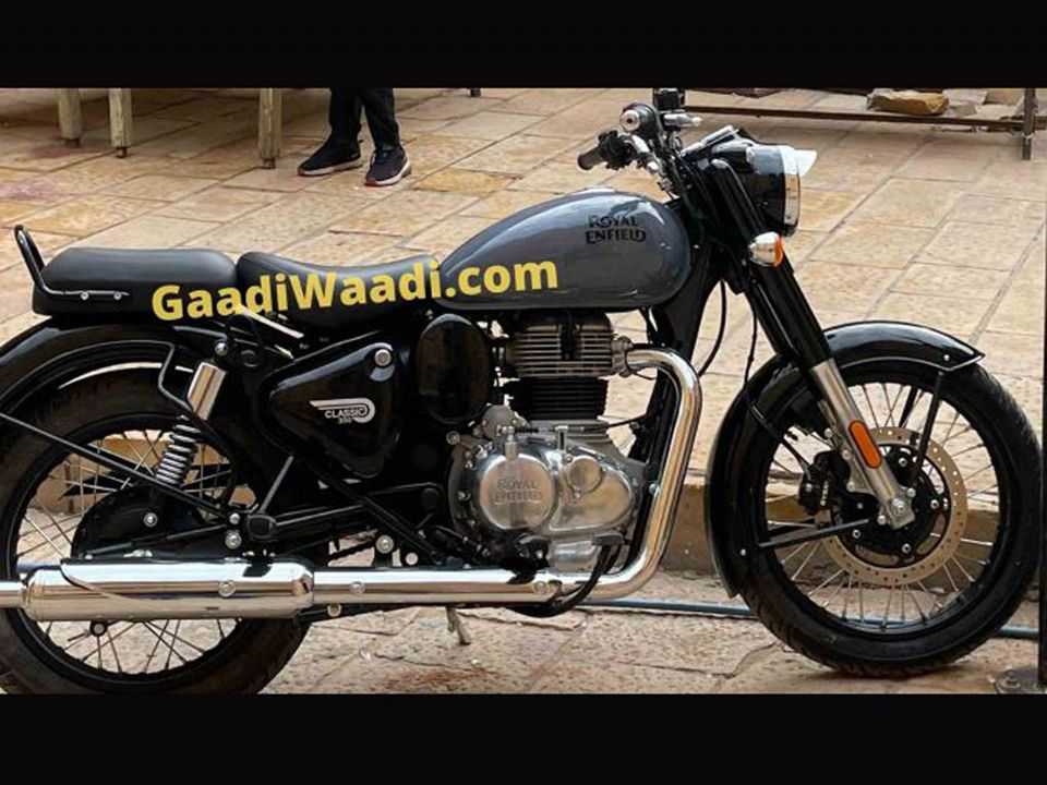 Flagra da nova Royal Enfield Classic 350