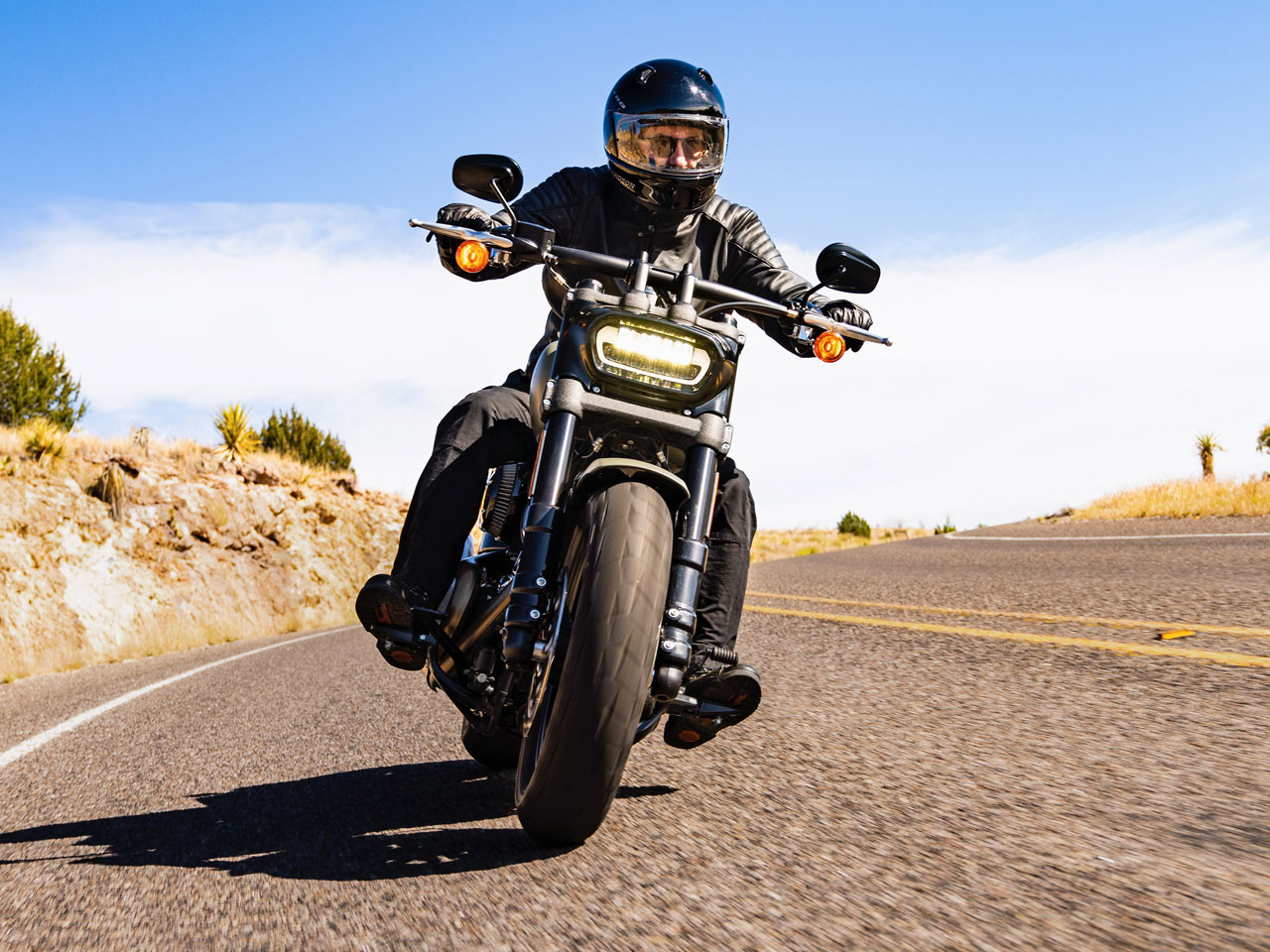 Harley-DavidsonFat Bob 2021 - frente