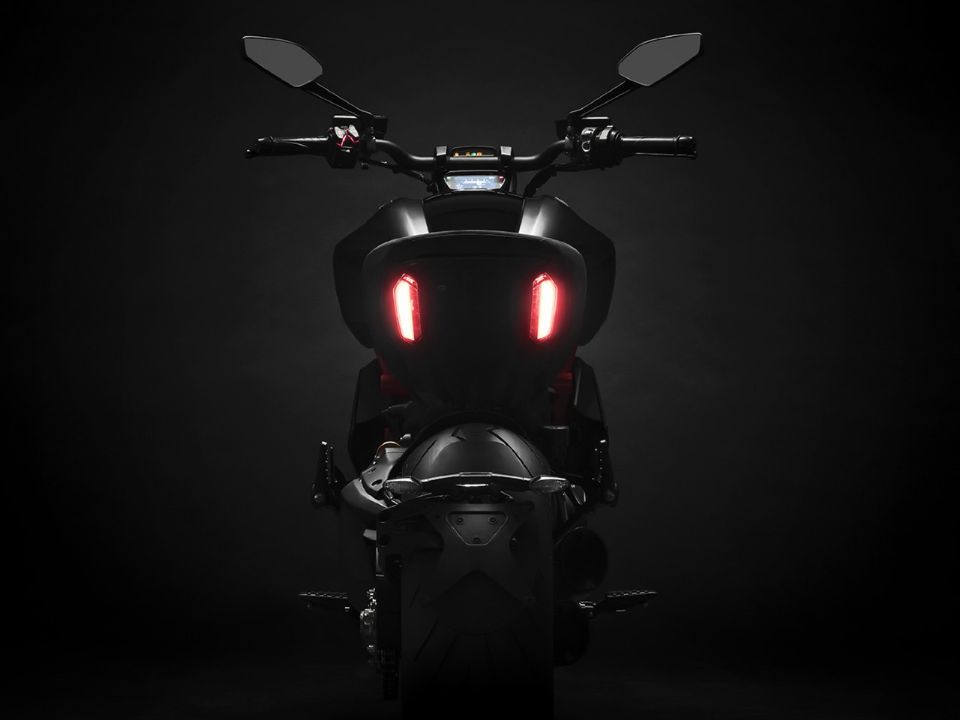 Ducati Diavel 2022