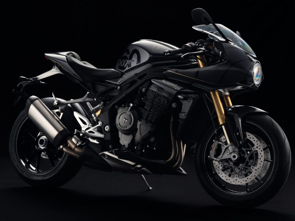 Triumph Speed Triple 1200 RR Bond Edition