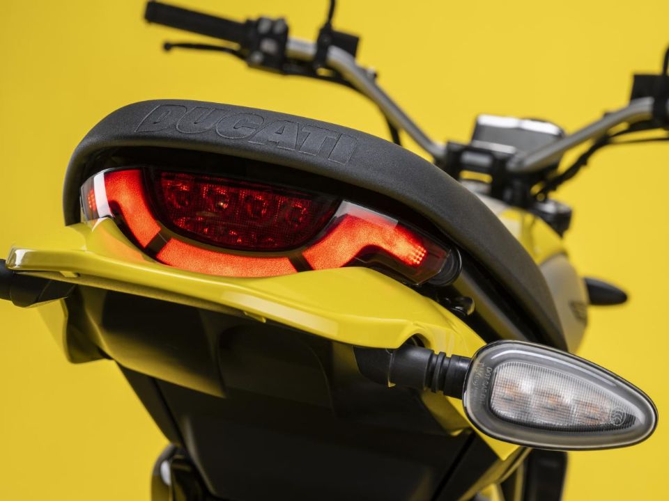 DucatiScrambler 2023 - traseira