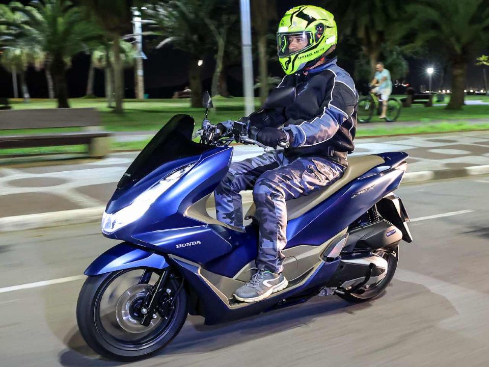 Honda PCX 160 2023 em avaliao no MOTOO