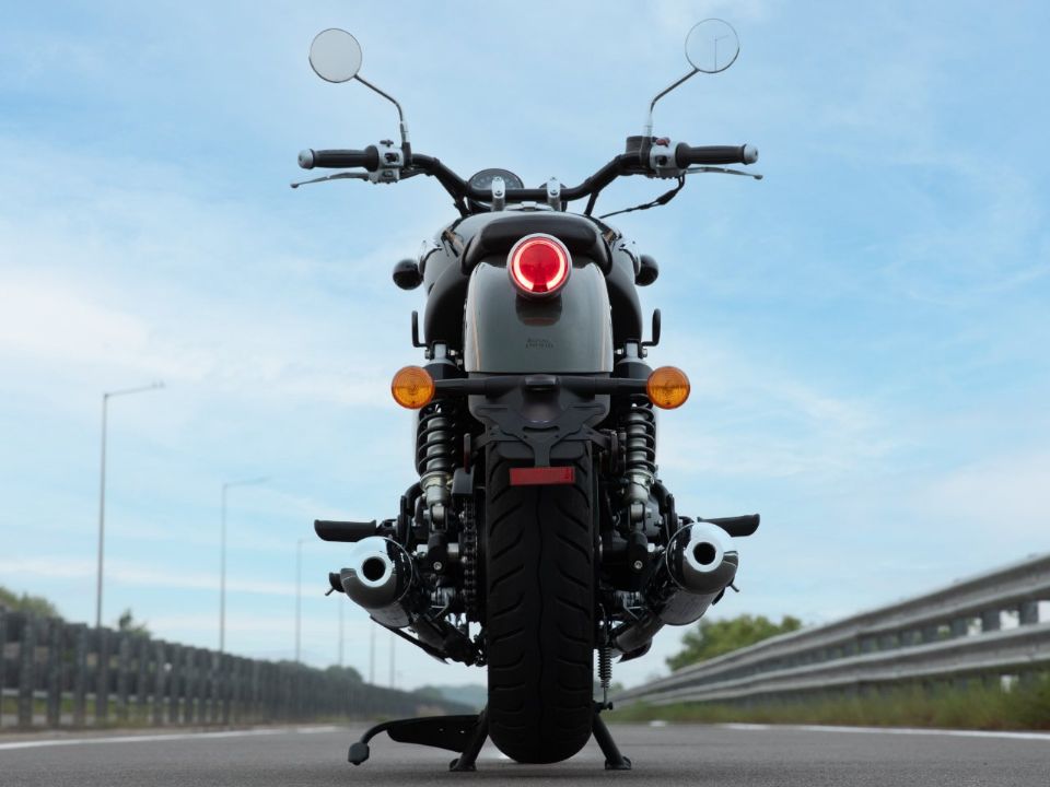 Royal Enfield Super Meteor 650 2023