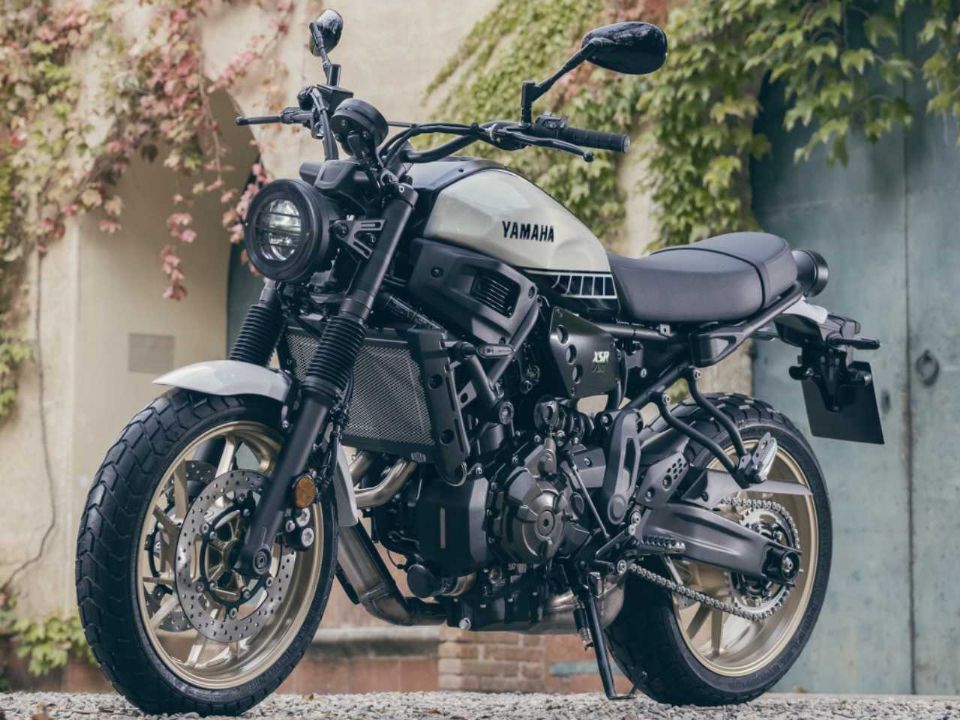 Yamaha XSR700 Legacy 2023