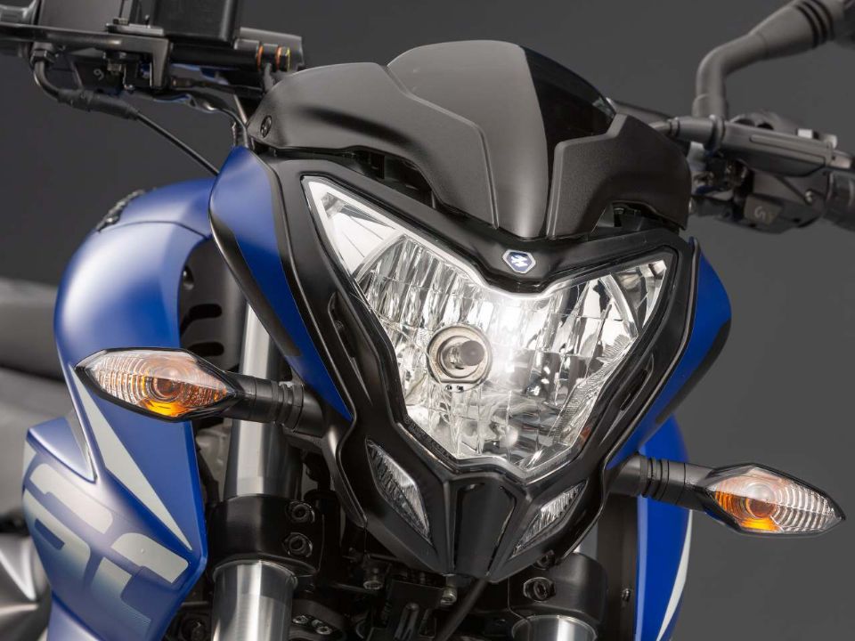 BajajDominar 160 2023 - frente