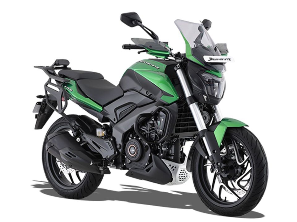 BajajDominar 400 2022 - 3/4 frente