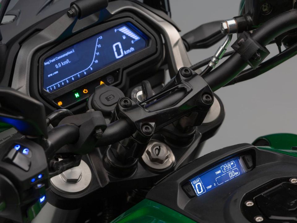 Bajaj Dominar 400 2023