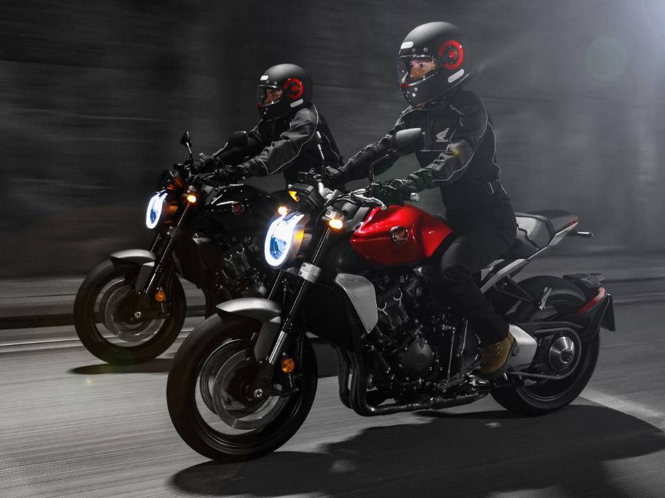 Honda CB 1000R Black Edition e Honda CB 1000R 2022