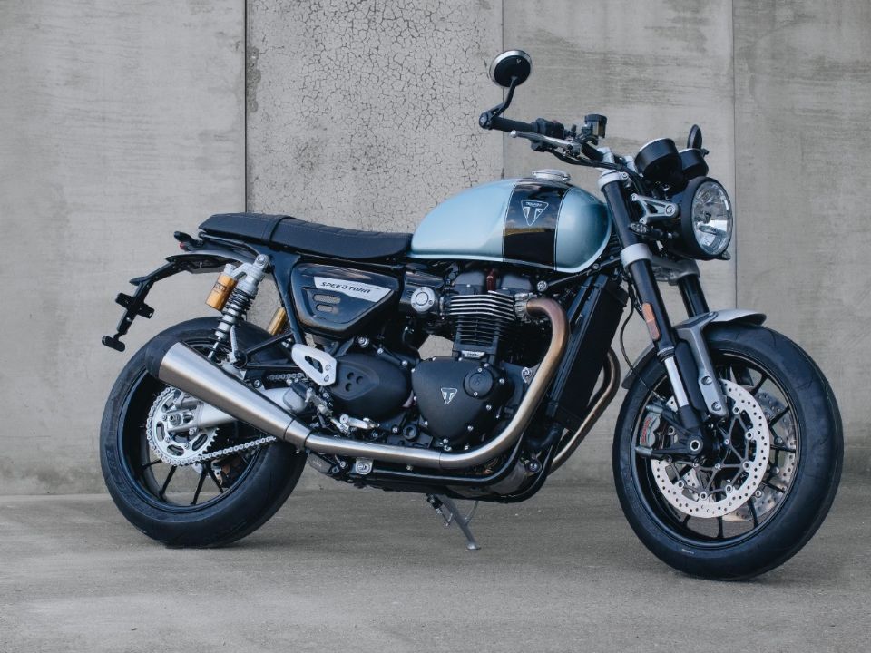 Triumph mostra desenho de sua nova aventureira - moto.com.br