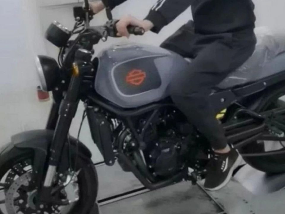Fotos vazadas mostram suposta Harley-Davidson de 500 cc feita na China