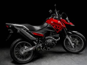 Nova Yamaha Crosser 150 2023 chama ateno em ndia e Japo