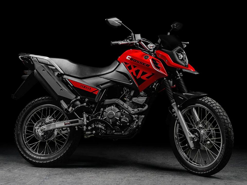 Yamaha Crosser 150 chega na versão 2024 sem grandes mudanças