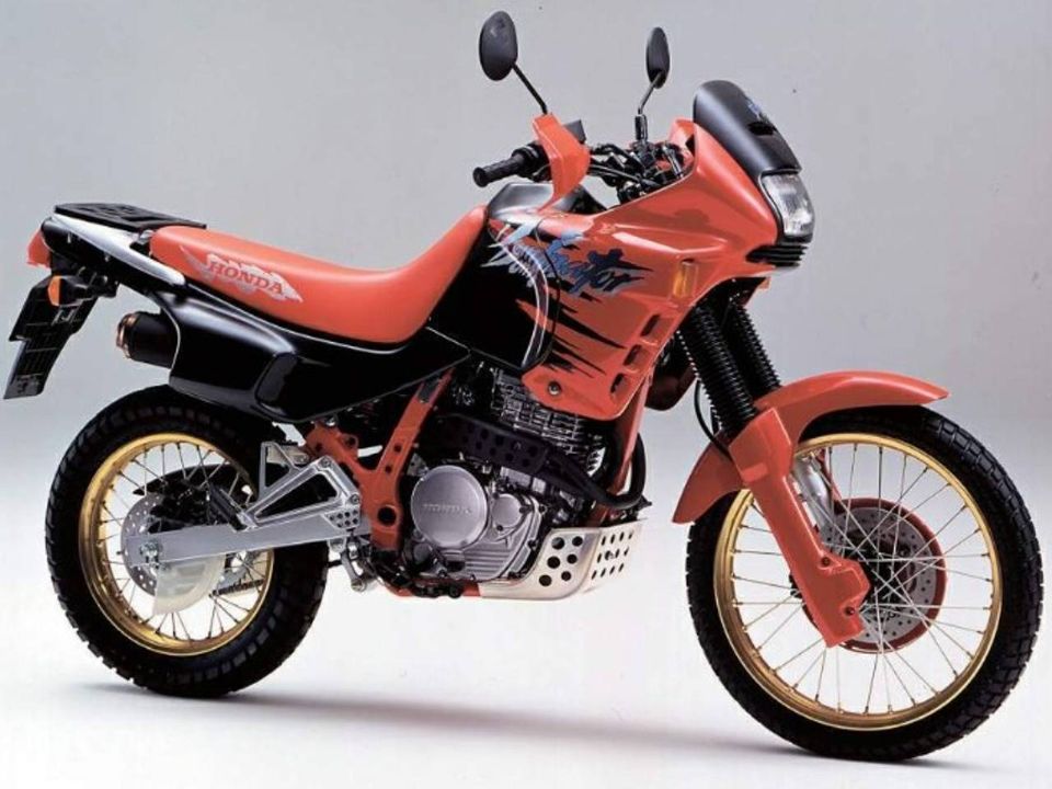 Honda NX 650 Dominator