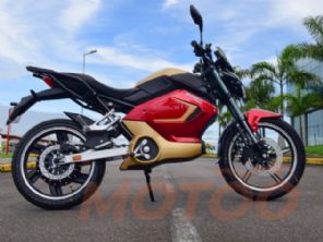 Moto eltrica Shineray inspirada em super-heris  limitada a 20 unidades; veja preo e fotos