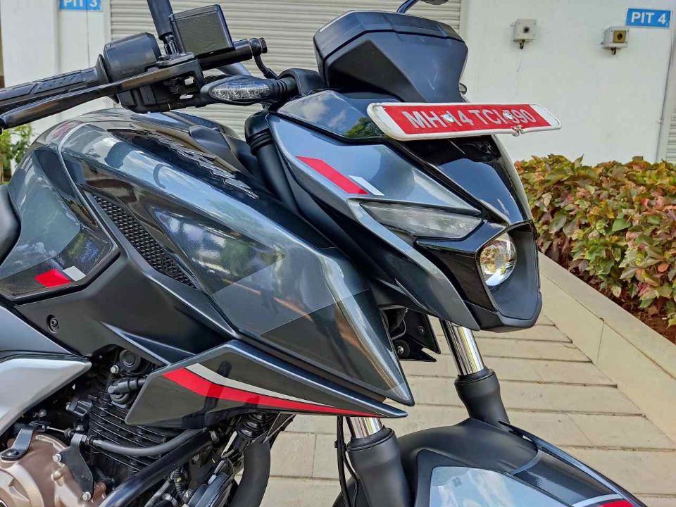 Bajaj Pulsar N250