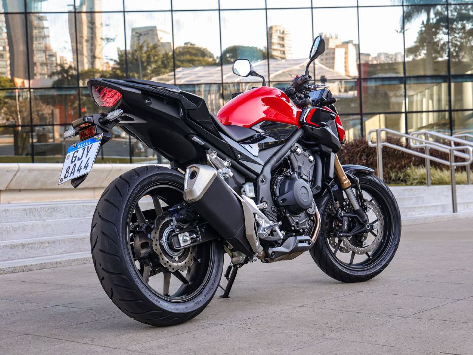 Honda anuncia linha 2023 para CB 500F e CB 500X; Veja preços e o que muda