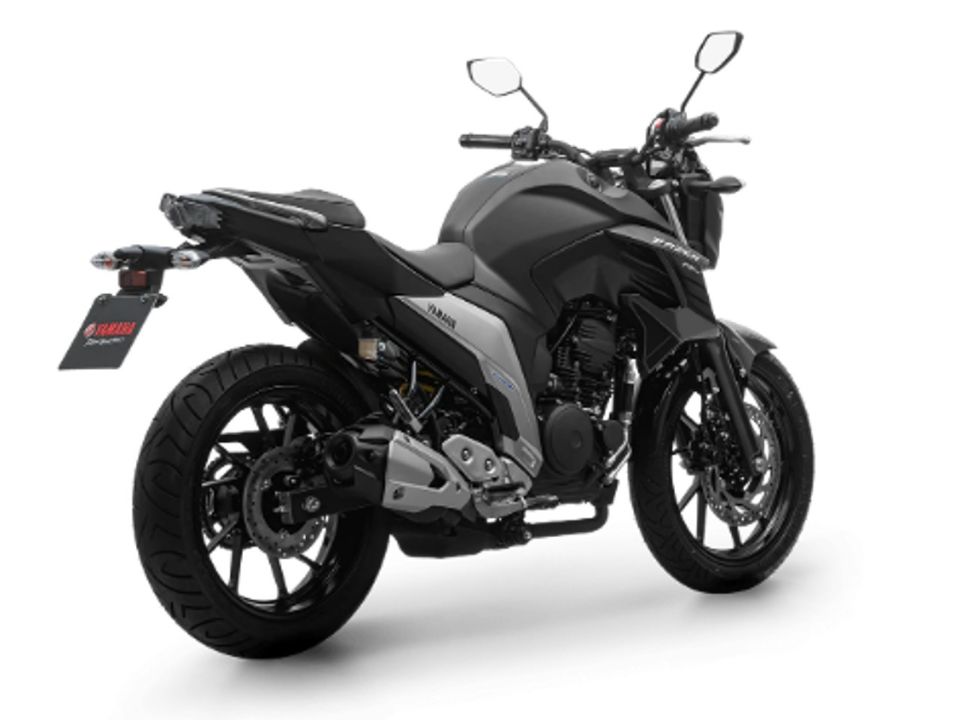 YamahaFazer FZ25 2023 - 3/4 traseira