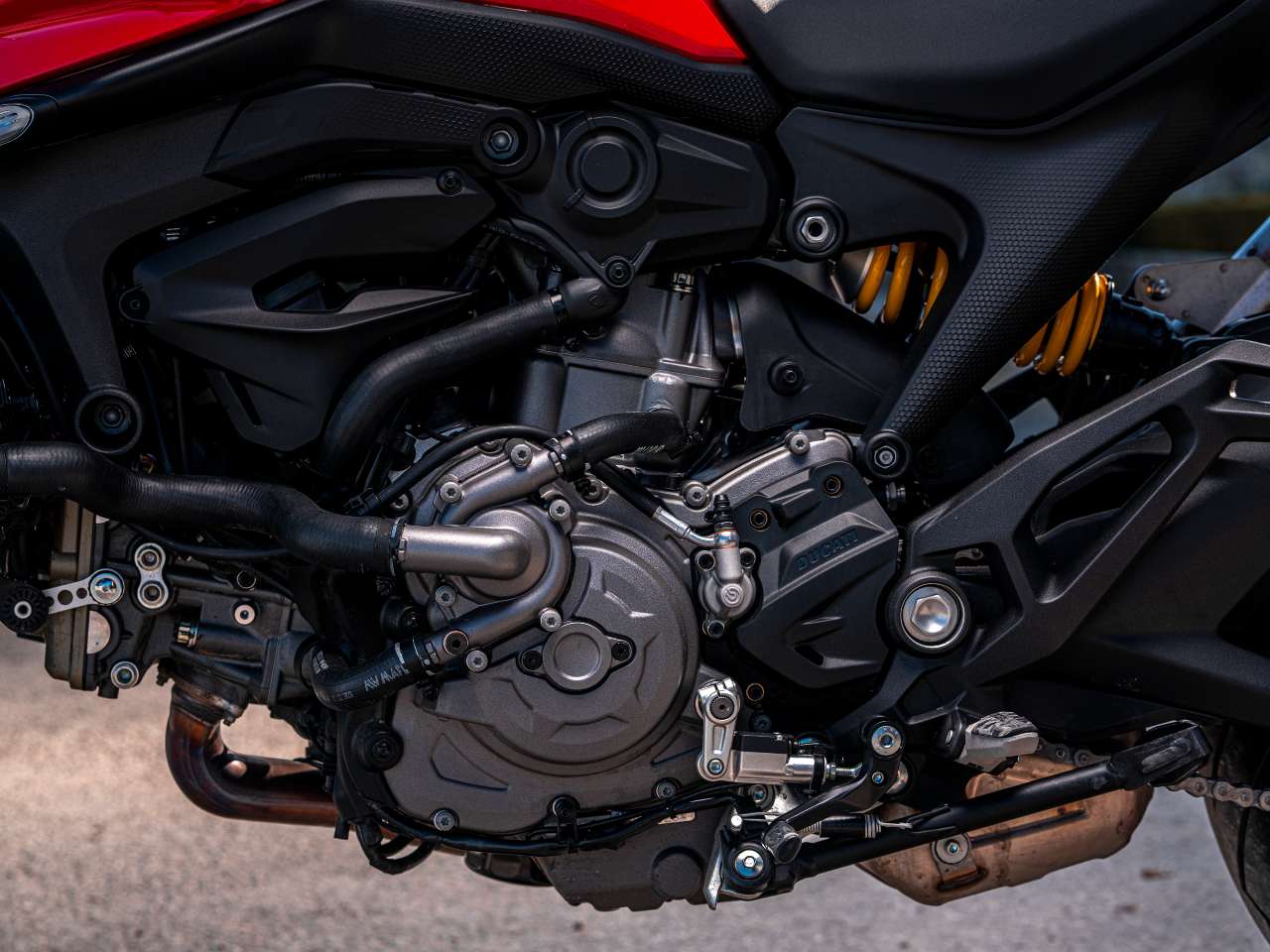 DucatiMonster 2022 - acelerador