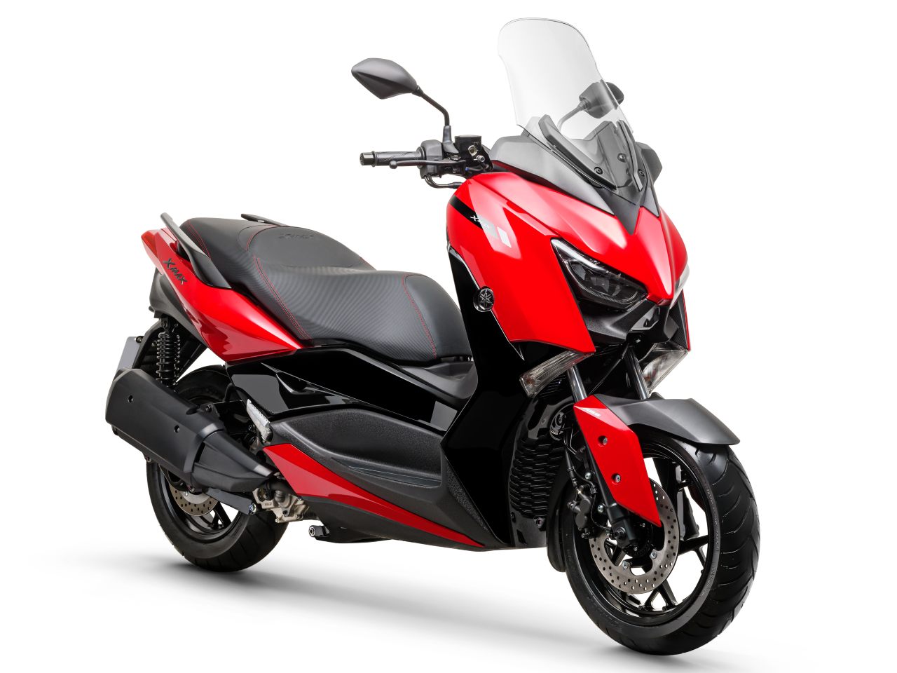 YamahaXMAX 2023 - 3/4 frente