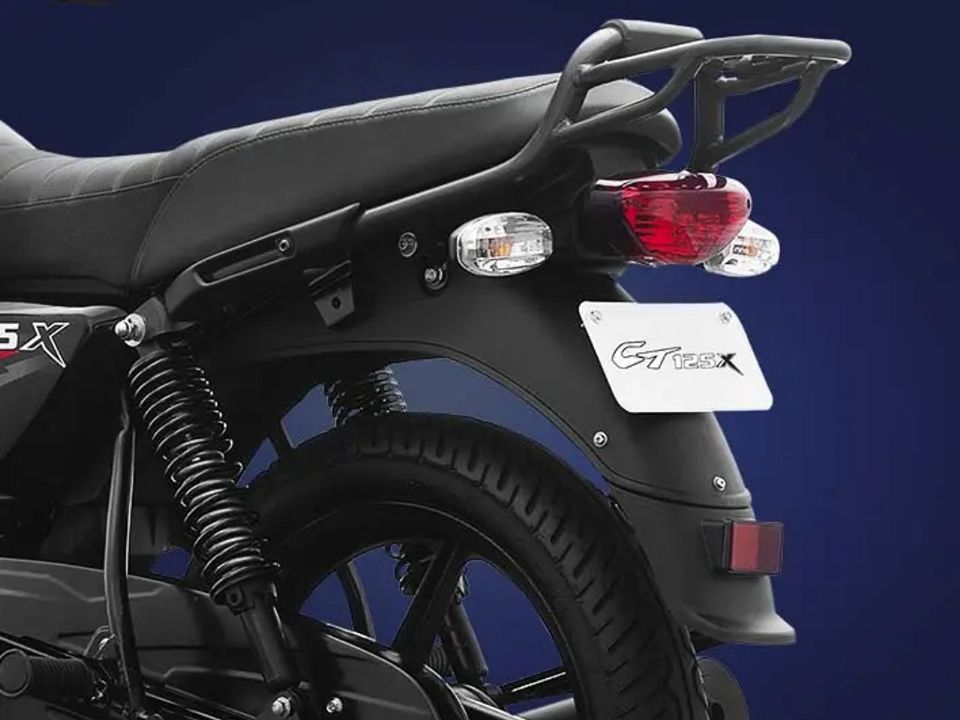 Bajaj CT 125X 2022