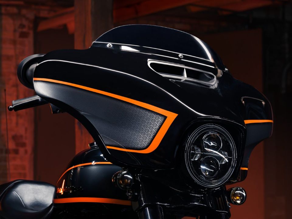 Harley-Davidson Street Glide Special com pintura Apex