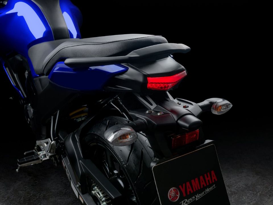 YamahaFazer FZ15 2023 - traseira