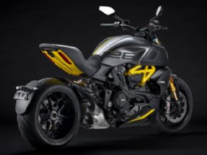 Ducati Diavel 1260 S Black and Steel: s 17 unidades por R$ 134.900