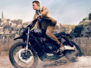 Moto Triumph de James Bond arrecada mais de R$ 830 mil