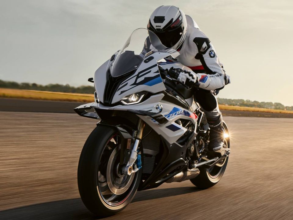 BMWS 1000 RR 2023 - 3/4 frente