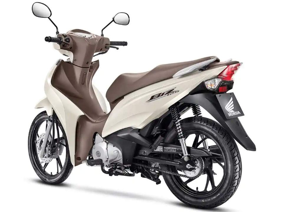 HondaBiz 125 2023 - 3/4 traseira