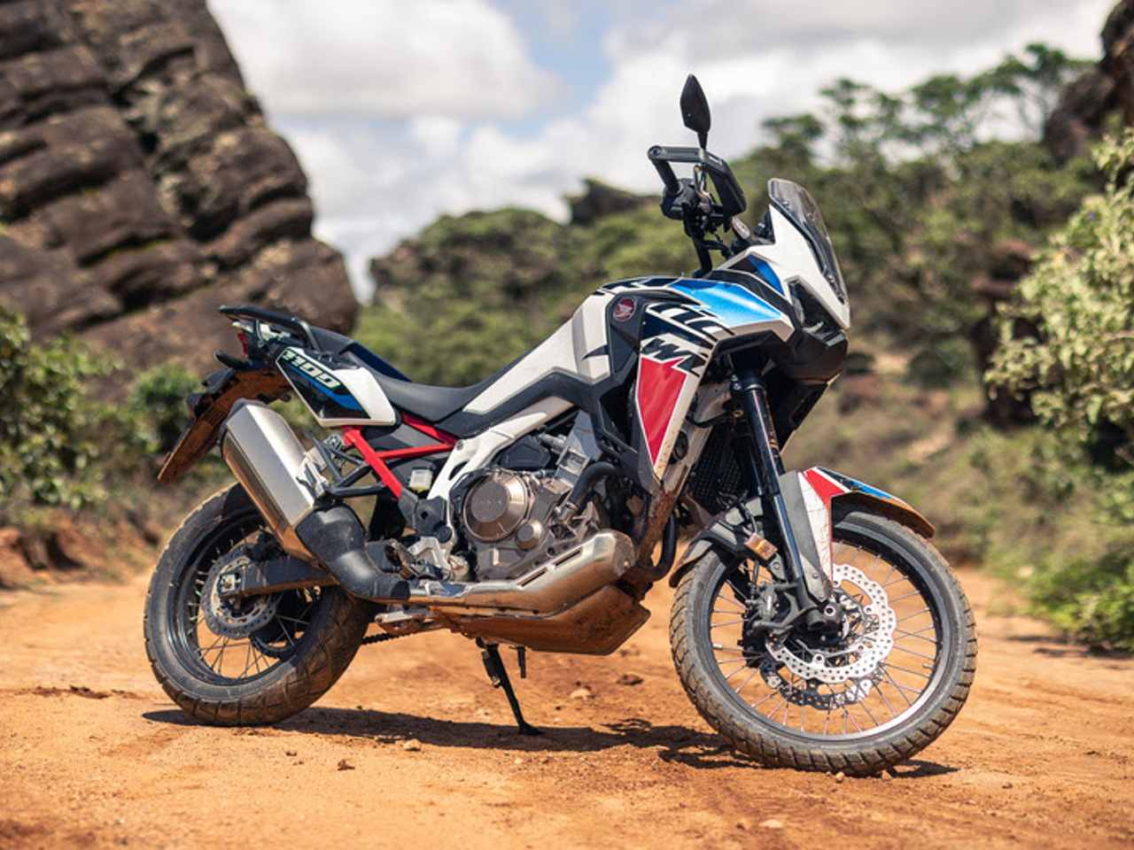 HondaCRF 1100L Africa Twin 2023 - 3/4 frente