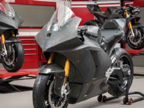 A primeira moto eltrica da Ducati j est em produo; conhea modelo