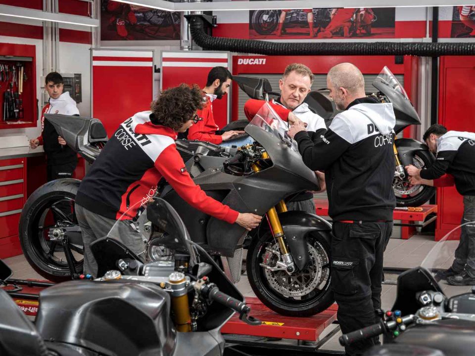 A primeira moto elétrica da Ducati já está em produção; conheça modelo -  MOTOO
