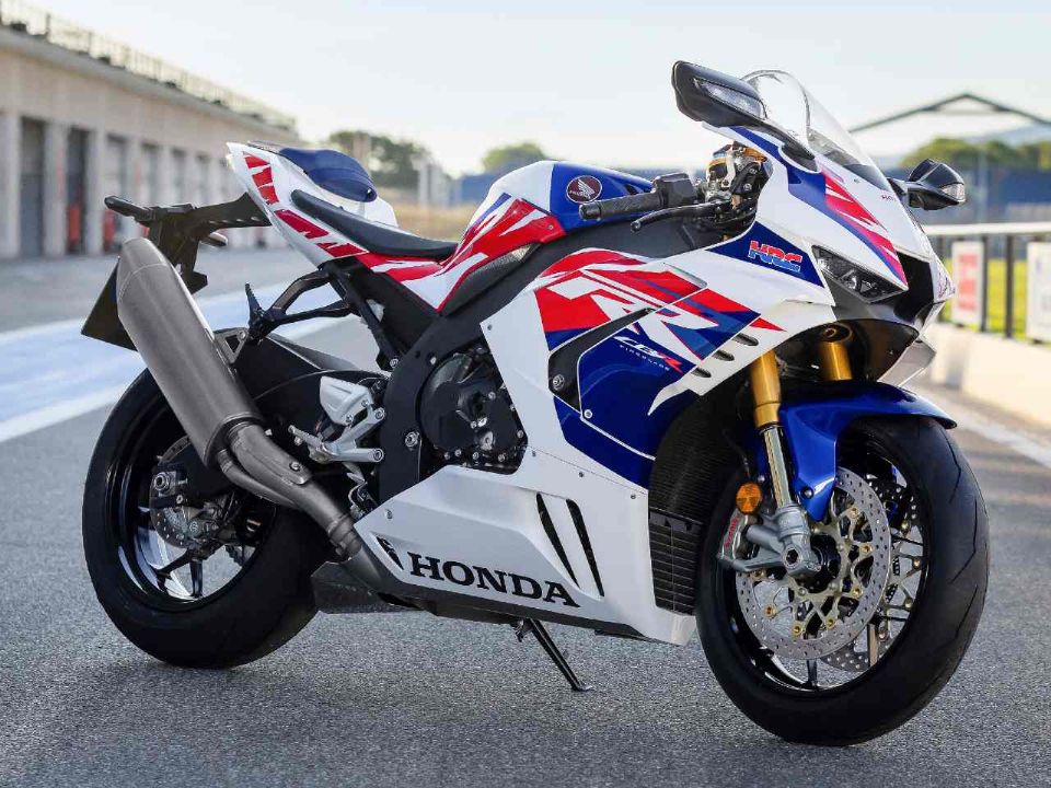 HondaCBR 1000RR-R