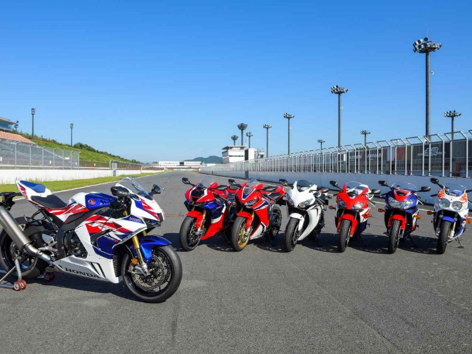 Honda CBR 1000RR-R 2023