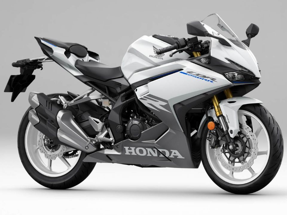 Honda CBR250RR 2023 - 3/4 frente