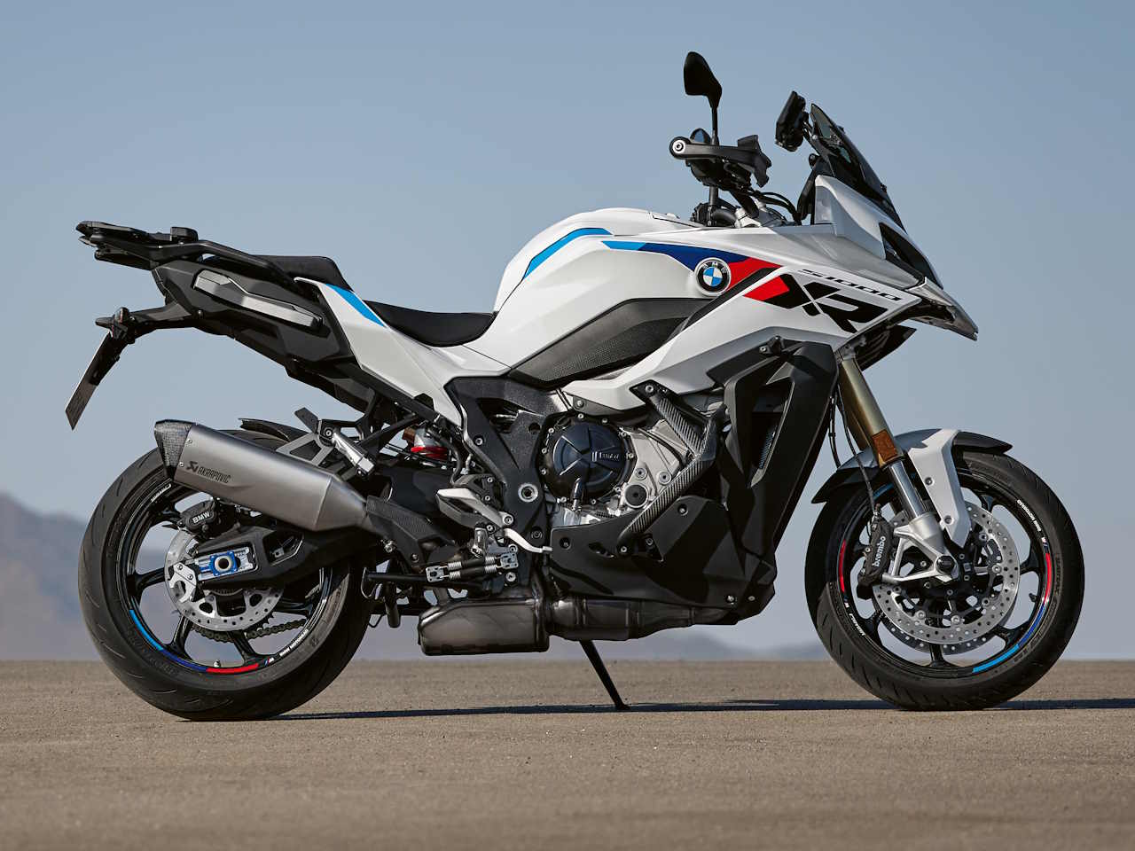 BMWS 1000 XR 2024 - lateral