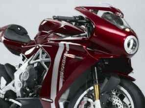 A moto italiana de 147 cv feita para comemorar os 80 anos de marca de luxo
