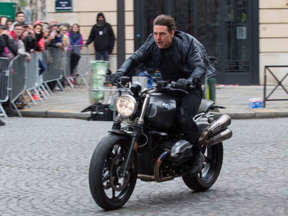 BMW R nineT, com Tom Cruise, em Missão Impossível: Efeito Fallout