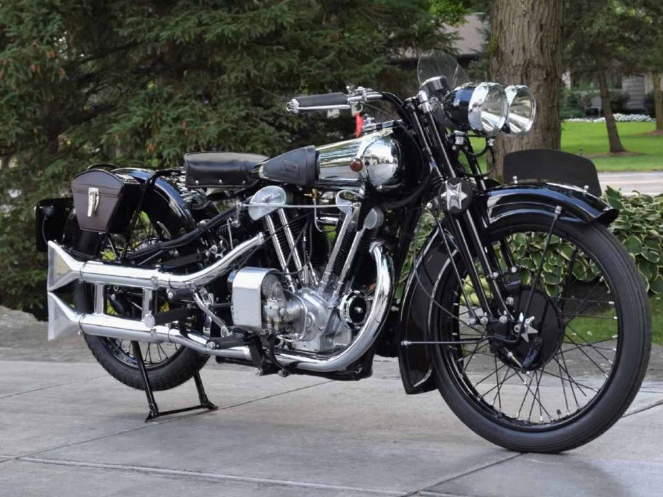 Brough Superior SS100