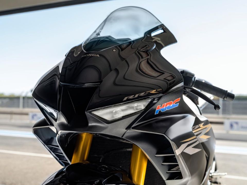 HondaCBR 1000RR 2024 - frente