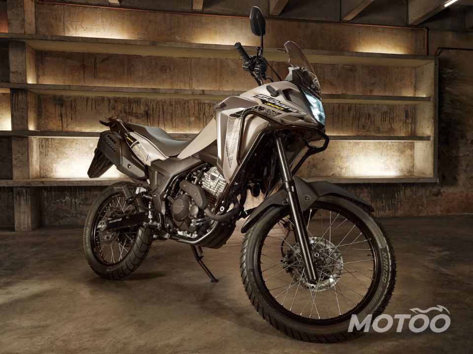 Honda XRE 300 Sahara 2024